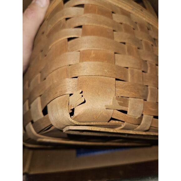 Longaberger C.G. 1983 LARGE Berry Square Basket with Swinging Handle - Picture 3 of 5